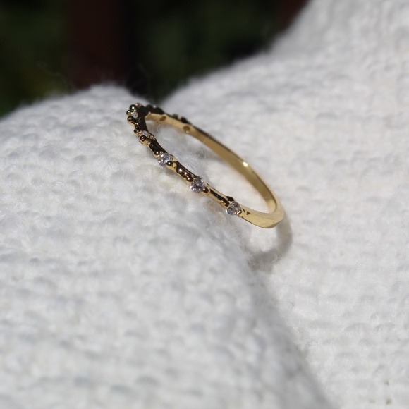 Sterling Silver Gold Band with Simulated Diamond Row - Picture 3 of 10